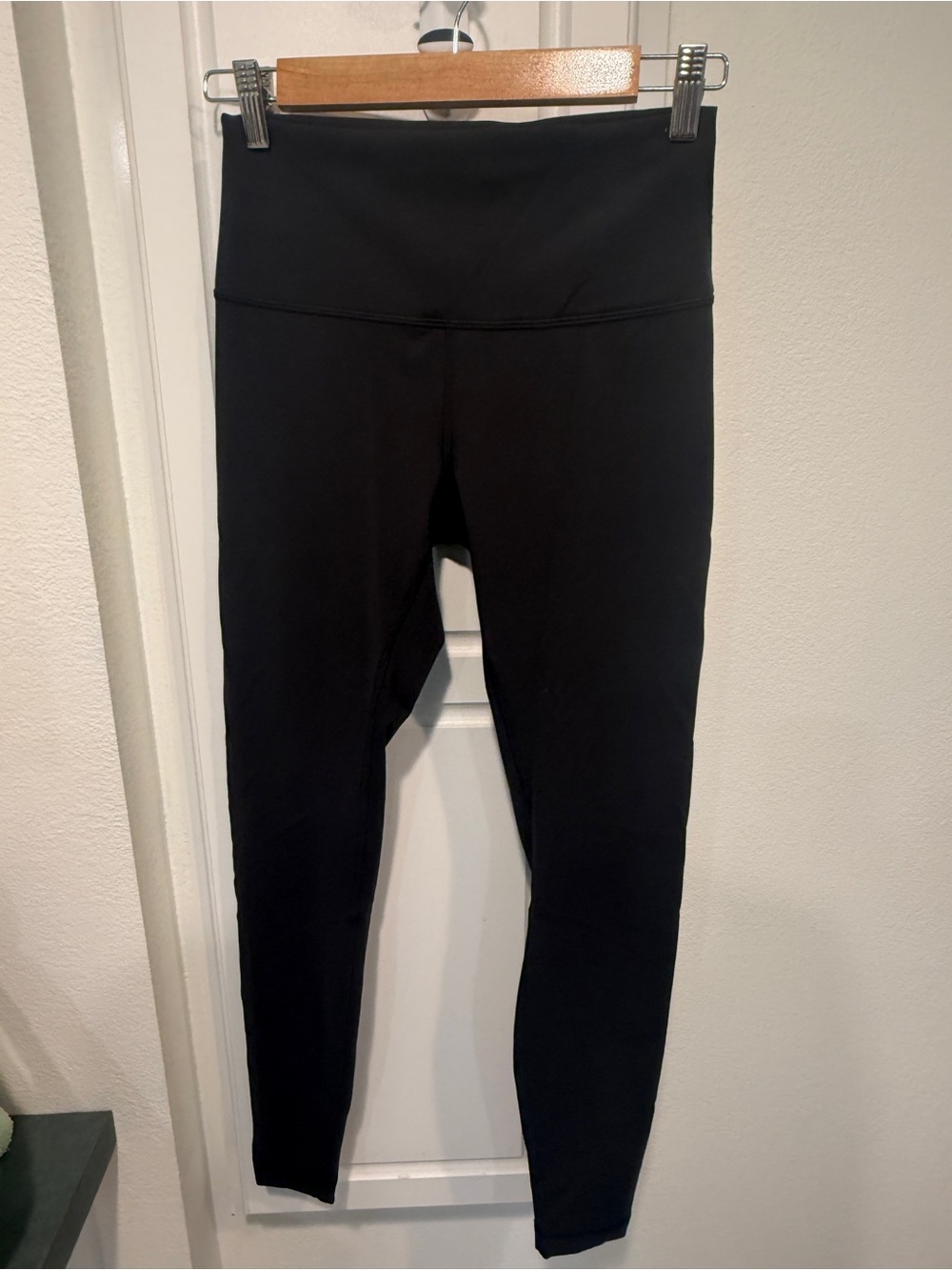 Lululemon Wunder Train HR 8